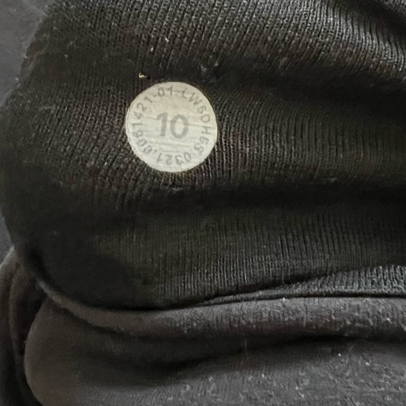 Lululemon Align Joggers - Picture 4 of 4